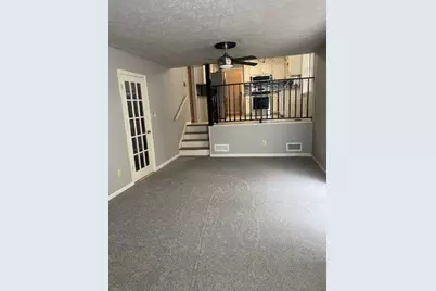 725 Navarre Drive, Stone Mountain, GA 30087 - Photo 9