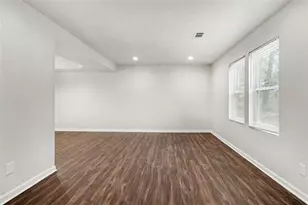 3723 Chimney Ridge Ct, Ellenwood, GA 30294 - Photo 3