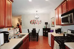 789 Celeste Ln SW, Atlanta, GA 30331 - Photo 5