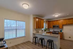 9744 Carolina Dr, Jonesboro, GA 30238 - Photo 9