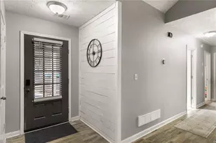 5051 Cliff Top Dr, Loganville, GA 30052 - Photo 5