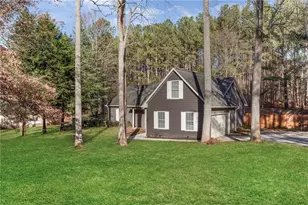 5051 Cliff Top Dr, Loganville, GA 30052 - Photo 1