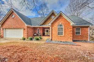 170 Sequoyah Dr, Cornelia, GA 30531 - Photo 1