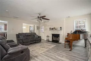 3954 Riverside Pkwy, Decatur, GA 30034 - Photo 9