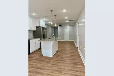 1068 Mill Street, Gainesville, GA 30501 - Photo 7