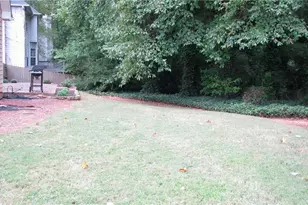 2318 Talamill Dr, Marietta, GA 30066 - Photo 17