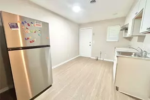 6450 Raymond Dr, Union City, GA 30291 - Photo 3