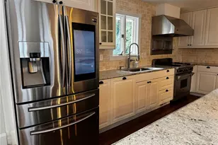 1495 Spalding Dr, Sandy Springs, GA 30350 - Photo 17