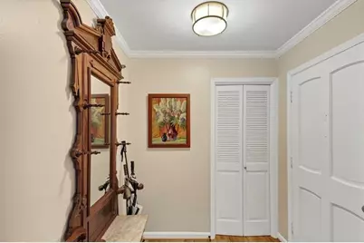 30 Chaumont Square NW, Atlanta, GA 30327 - Photo 3