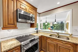 30 Chaumont Square NW, Atlanta, GA 30327 - Photo 17