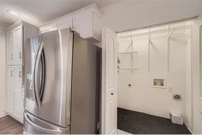 1688 Oak Knoll Circle SE, Atlanta, GA 30315 - Photo 11