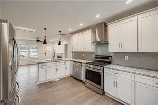 1688 Oak Knoll Cir SE, Atlanta, GA 30315 - Photo 9