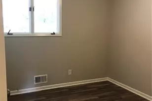 409 Shamrock Dr, Monroe, GA 30655 - Photo 9