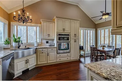 215 Rollingwood Circle, Rome, GA 30165 - Photo 11