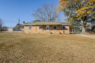 1611 Wesley Way, Conyers, GA 30012 - Photo 3