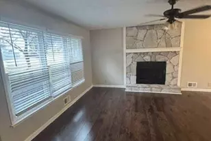 1129 Guernsey Dr, Lawrenceville, GA 30043 - Photo 3