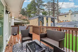 1138 Falling Water Dr SE, Smyrna, GA 30080 - Photo 17