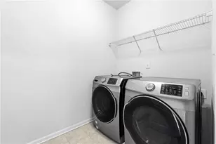 5425 Mirror Lake Dr, Cumming, GA 30028 - Photo 23