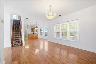 1660 Calvin Davis Cir, Lawrenceville, GA 30043 - Photo 13