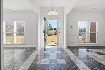 1660 Calvin Davis Circle, Lawrenceville, GA 30043 - Photo 5