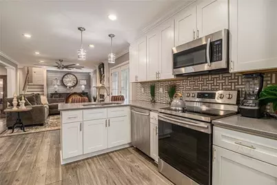 4181 Liffey Lane, Decatur, GA 30034 - Photo 9