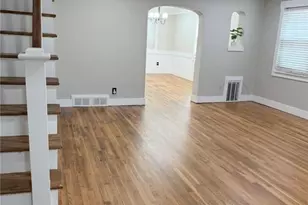 1179 Lynmoor Dr NE, Brookhaven, GA 30319 - Photo 3