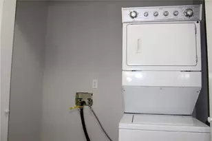 1250 Springmont Ct, Lawrenceville, GA 30043 - Photo 13