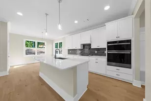 5575 Overview Dr, Flowery Branch, GA 30542 - Photo 15