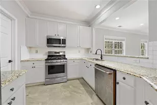 1644 Donovans Ridge NW, Kennesaw, GA 30152 - Photo 15