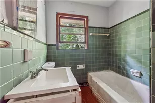 2231 Nelms Dr SW, Atlanta, GA 30315 - Photo 17