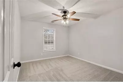 6731 Browns Mill Trail, Lithonia, GA 30038 - Photo 9