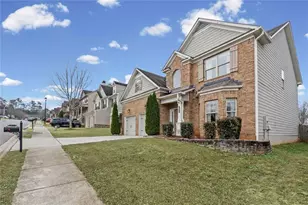 3915 Estates Path, Cumming, GA 30040 - Photo 3