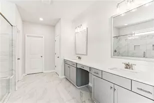 5574 Overview Dr, Flowery Branch, GA 30542 - Photo 29