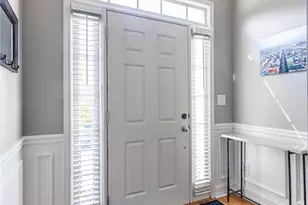 2454 Vivian Cir, Decatur, GA 30030 - Photo 3