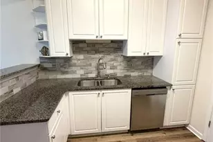 6115 Woodland Ln, Alpharetta, GA 30009 - Photo 15