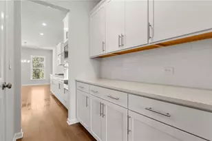 7201 Maple Brook Ln, Flowery Branch, GA 30542 - Photo 15