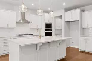 7201 Maple Brook Ln, Flowery Branch, GA 30542 - Photo 11