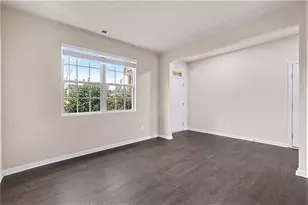 3315 Heatherwood Dr, Gainesville, GA 30507 - Photo 3