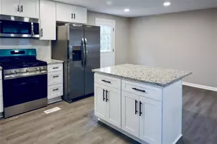 3591 Bramblevine Cir, Lithonia, GA 30038 - Photo 7