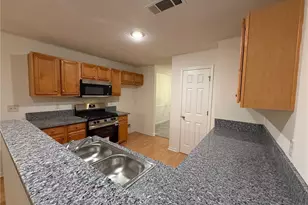 383 Berkshire Pl, Fairburn, GA 30213 - Photo 13