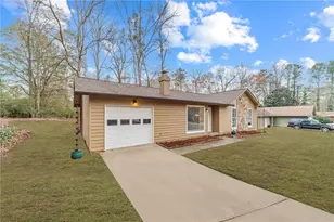 30 Saratoga Dr, Lawrenceville, GA 30044 - Photo 3