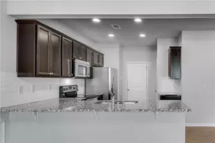 1024 Haley Woods Ln, Lawrenceville, GA 30043 - Photo 15