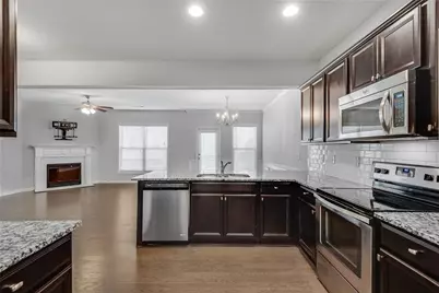 1024 Haley Woods Lane, Lawrenceville, GA 30043 - Photo 17