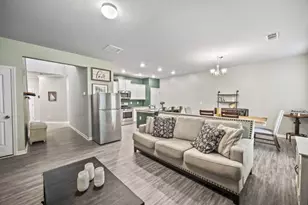 315 Pinewood Dr, Woodstock, GA 30189 - Photo 5