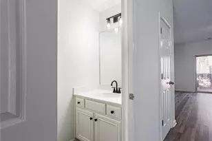 585 McWilliams Road SE, Atlanta, GA 30315 - Photo 9