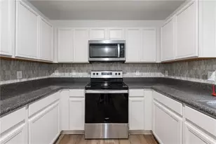 6823 Merrywood Dr, Fairburn, GA 30213 - Photo 23