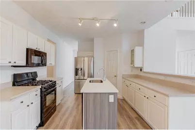 802 Board Walk Court, Loganville, GA 30052 - Photo 17