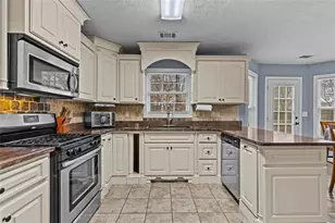 1480 Bramlett Forest Trail, Lawrenceville, GA 30045 - Photo 15