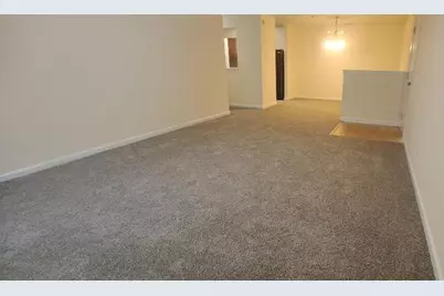 7104 Fairington Ridge Circle, Lithonia, GA 30038 - Photo 3