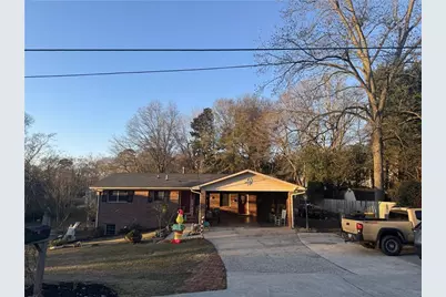 302 Holly Lane, Gainesville, GA 30501 - Photo 1